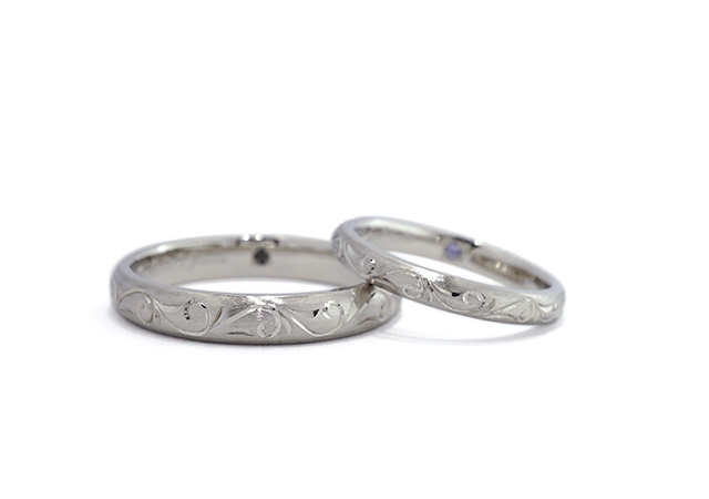 T様 (Pt アラベスク彫刻の結婚指輪)