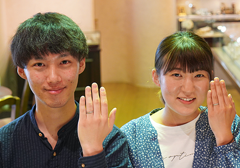 K＆M様 (Pt950/WGグレー ハート彫刻が浮かぶ結婚指輪)