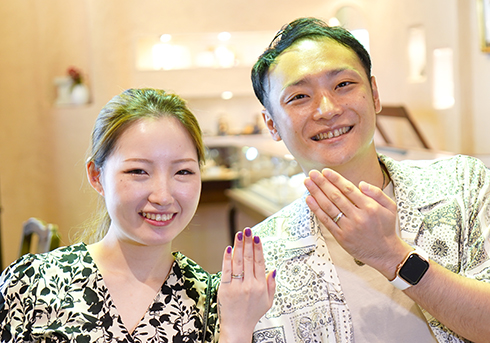 板倉友樹・結以様 (Pt 和紙&側面彫刻の結婚指輪)