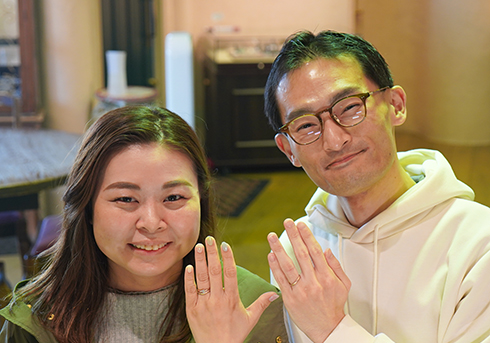 Daisuke&Chiaki様 (PG/桜G ウェーブ&ダイヤのセットリング　婚約指輪&結婚指輪)