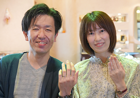 K様 (プラチナ950 ミル打ちと誕生石の結婚指輪)