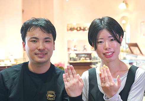 Y様 (プラチナ/萌黄金 鎚目模様の結婚指輪)
