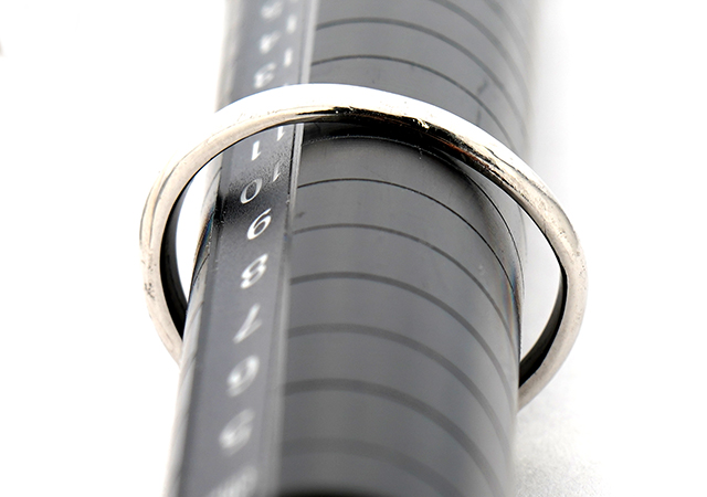 プラチナ製指輪の変形修理
