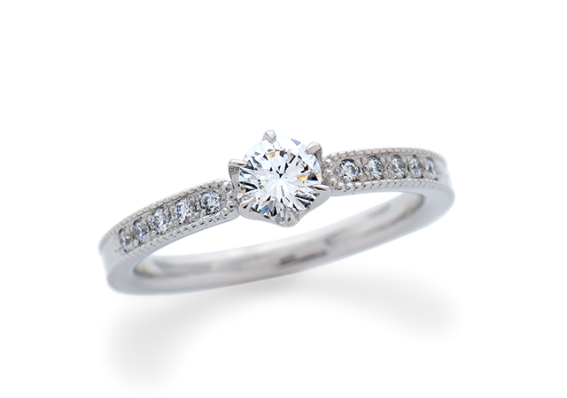 T様 (プラチナ製 立て爪婚約指輪を華やかなリングにリフォーム)