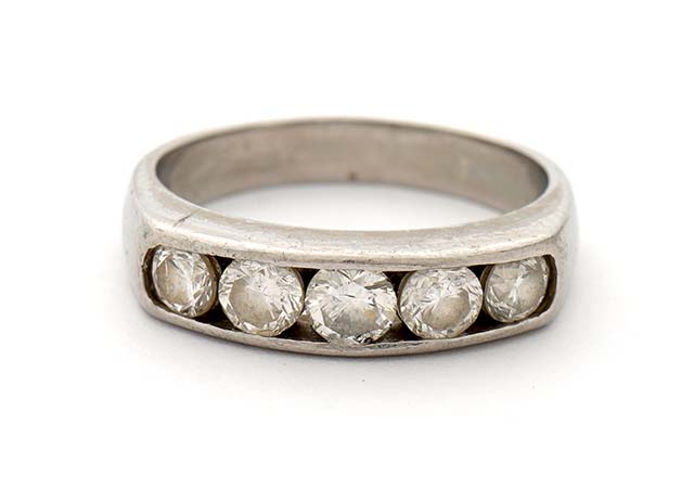 A様 (プラチナ ダイヤの指輪を4つのジュエリーへリフォーム)