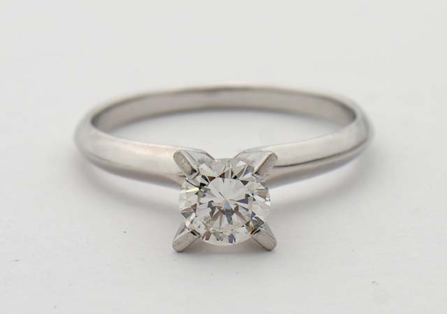 K様 (プラチナ ダイアモンドの指輪をリフォーム)