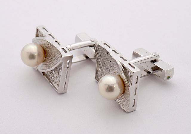 N様 (シルバー 真珠のカフスをイヤリングにリフォーム)
