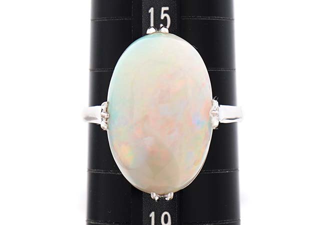 K18ホワイトゴールド製オパール指輪のサイズ直し