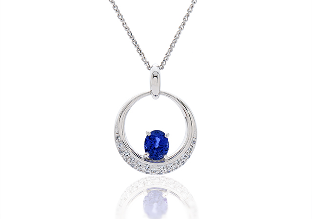 I様 (プラチナ ブルーサファイア サークルネックレス&ピアス)