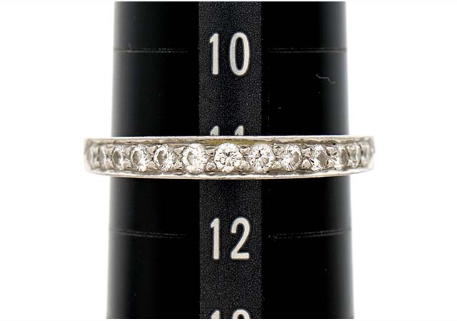 プラチナ製ダイヤハーフエタニティリングのサイズ直し