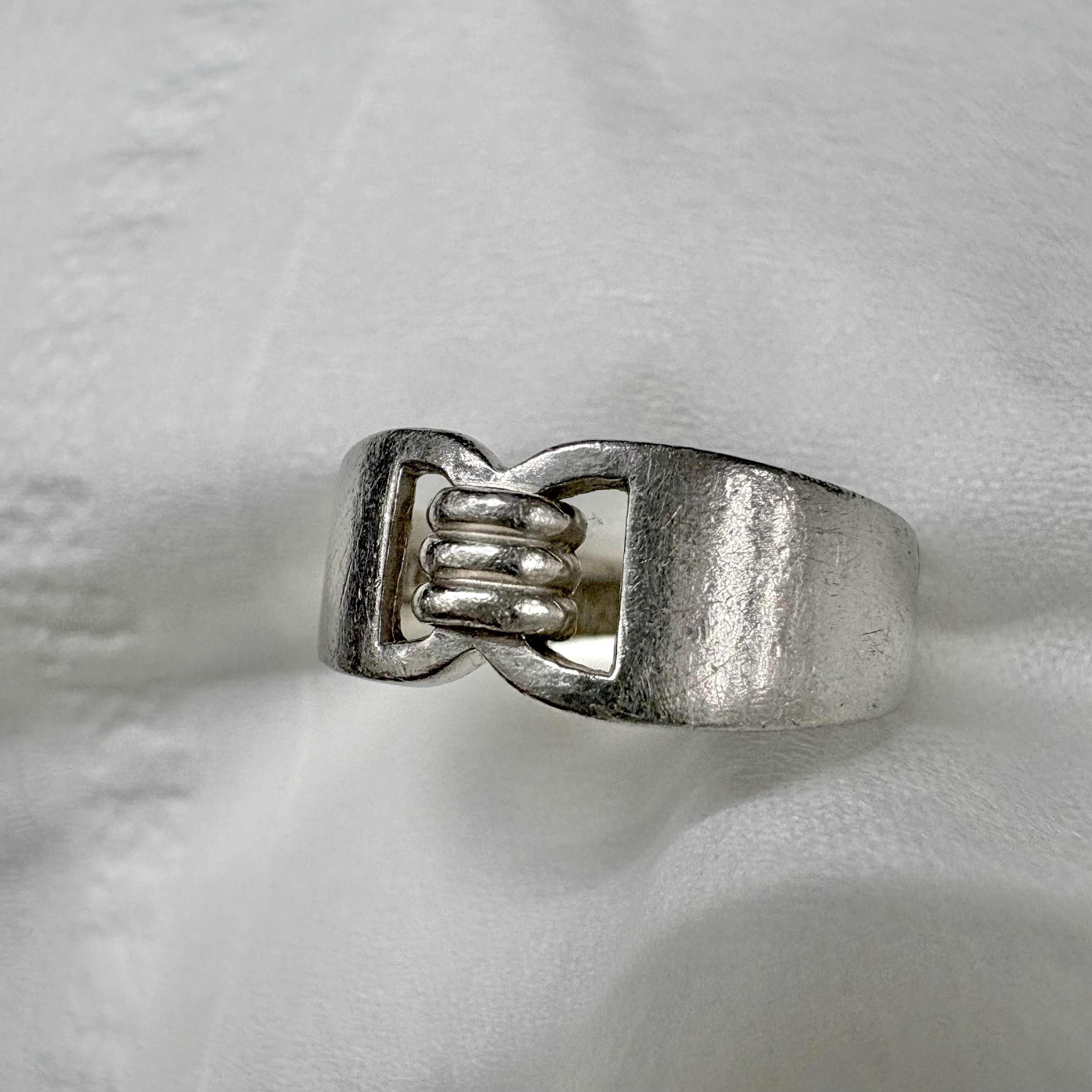 指輪の傷と磨き直しについて